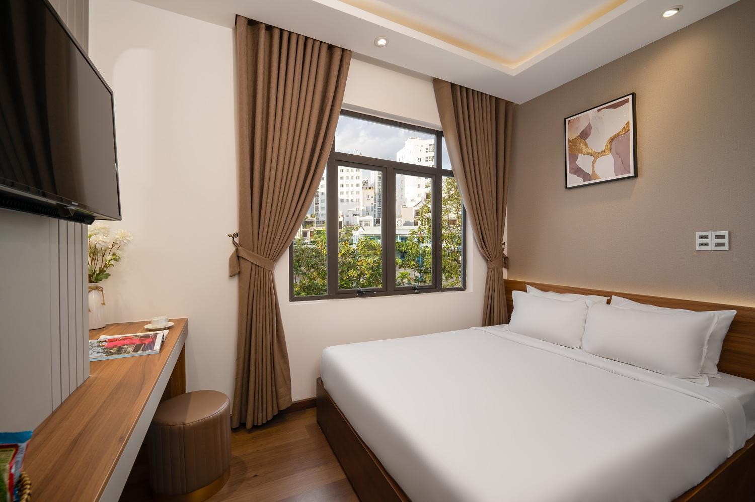 Duong Gia Hotel Dn By - Bay Luxury Дананг Екстериор снимка