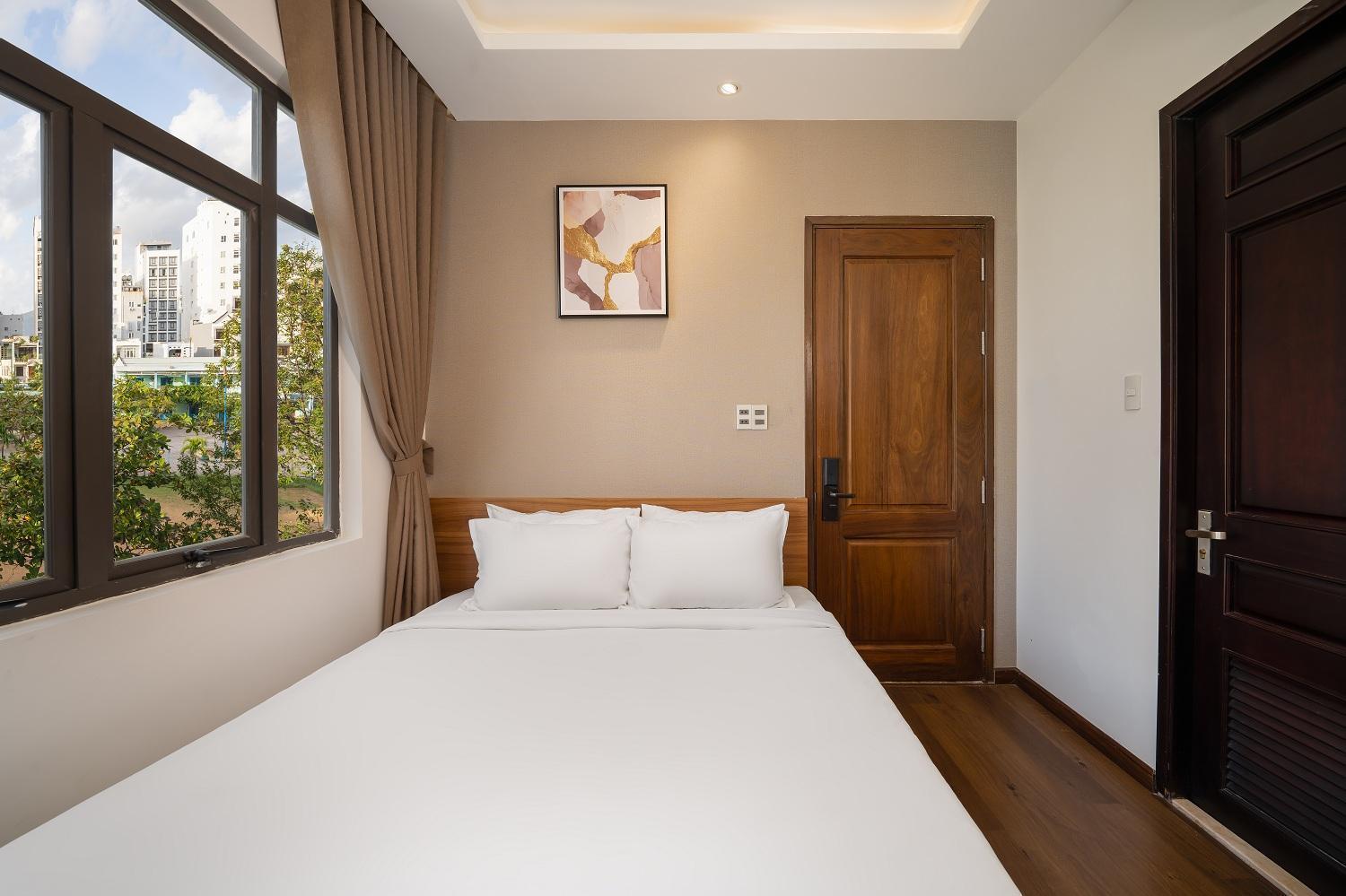 Duong Gia Hotel Dn By - Bay Luxury Дананг Екстериор снимка